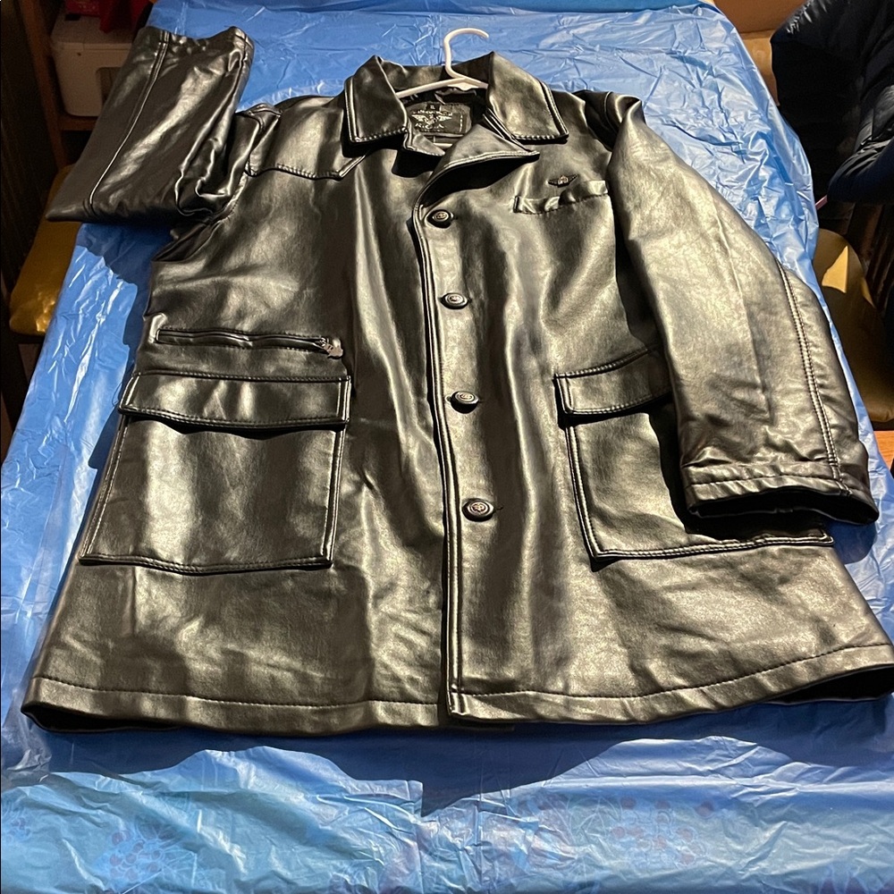 The Great China Wall Men's Black Leather Jacket